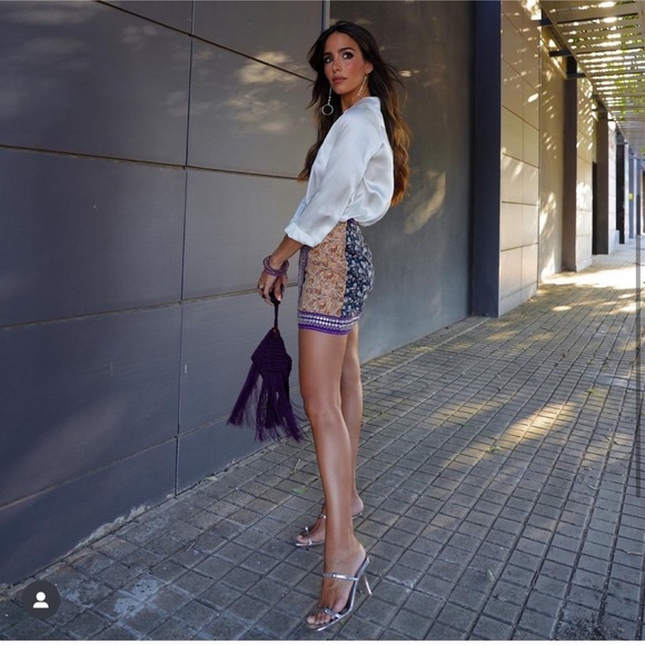 ZARA EMBROIDERED MIRRORS MINI SKIRT - Picture 3 of 3